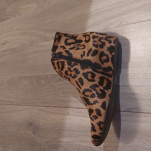 Nine West Leopard Ankle Boots - Picture 2 of 4